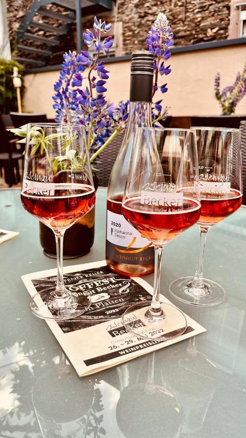 Weingut U. Gaestehaus Becker Platten Экстерьер фото